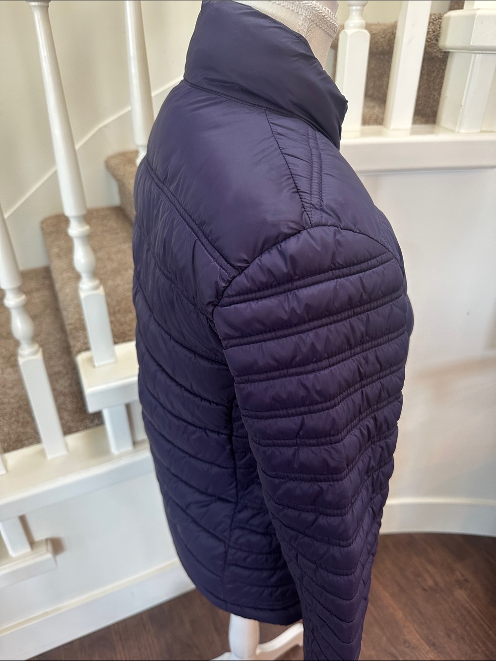Stormtech winter jacket - Picture 4 of 7